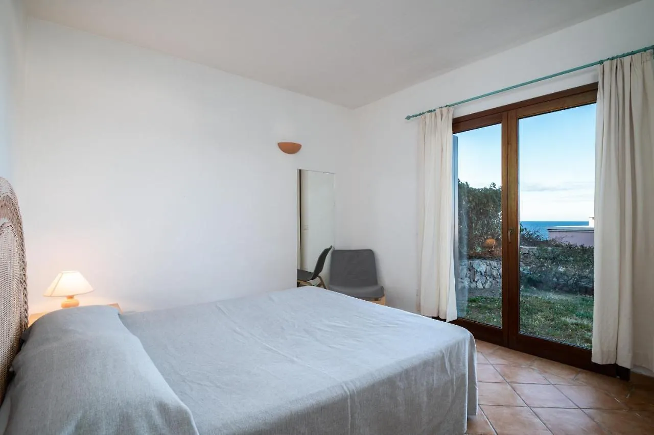 Bellosguardo 4 - Klodge Olbia 0*,  Italy
