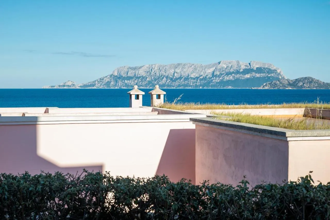 Bellosguardo 4 - Klodge Olbia 0*,  Italy